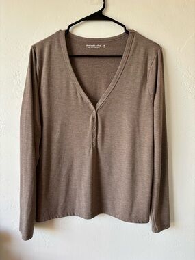 Abercrombie & Fitch Women’s Long Sleeve Top - Taupe